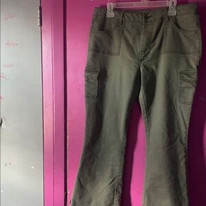 No Boundaries Women's Cargo Boot Cut Jeans - Olive Green